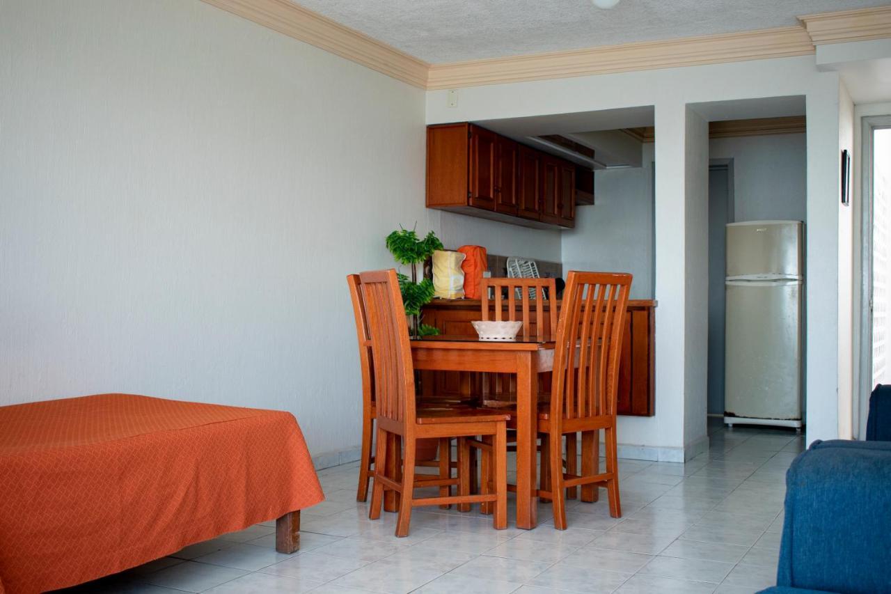 Hotel Caracoles Manzanillo Exterior photo
