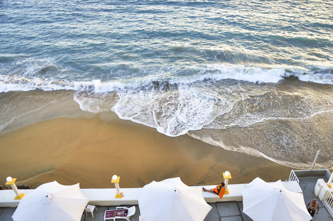 Hotel Caracoles Manzanillo Exterior photo