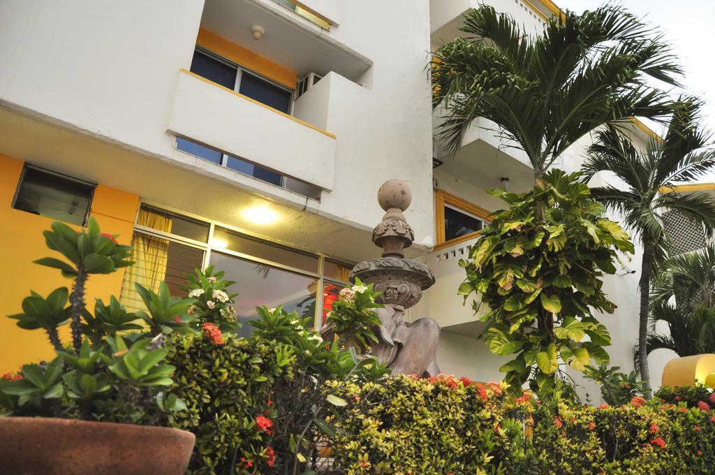 Hotel Caracoles Manzanillo Exterior photo